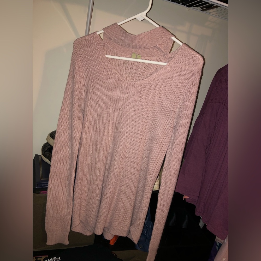 TC blush pink sweater!